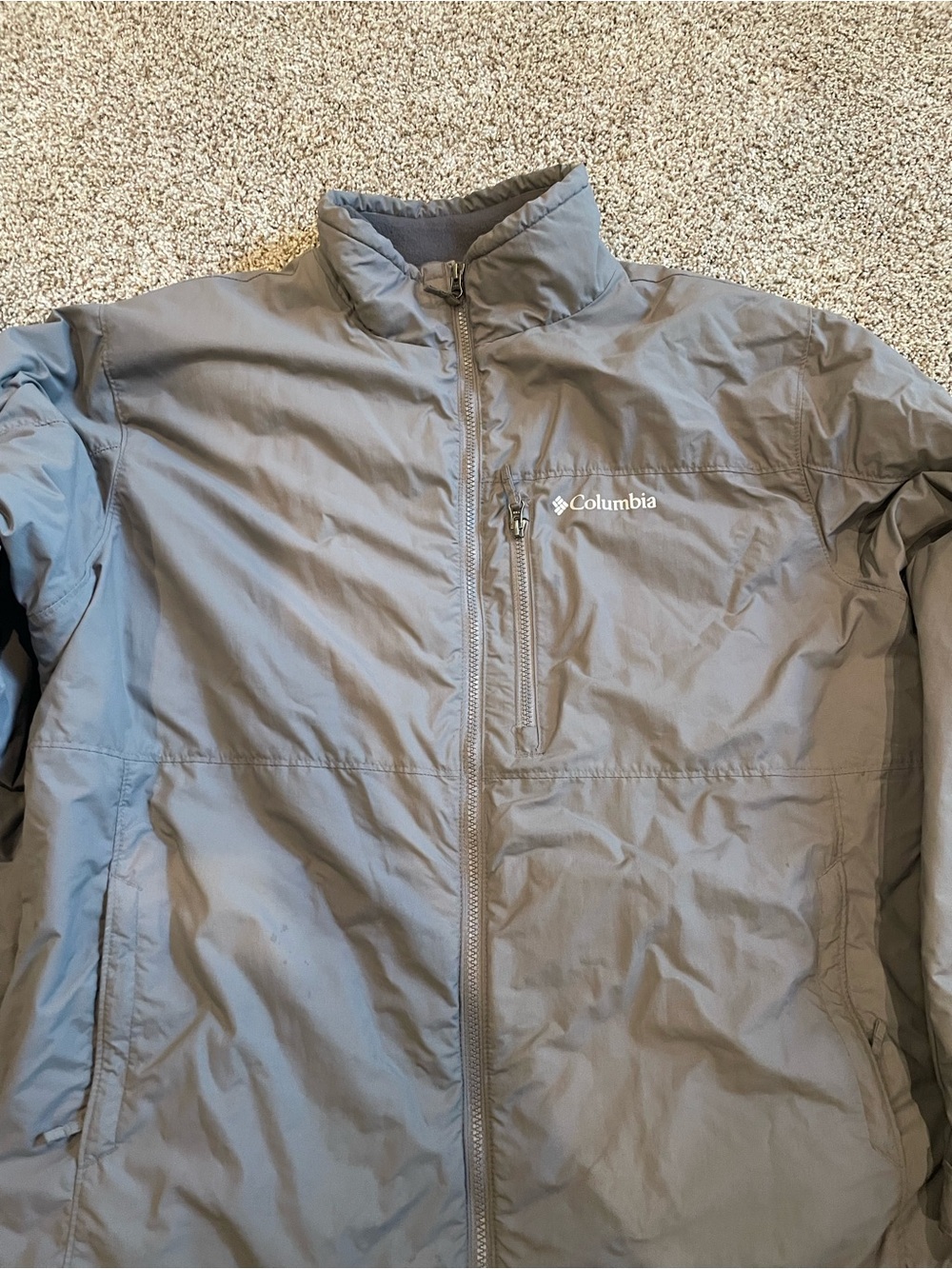 Columbia Men's Light Gray Puffer Jacket